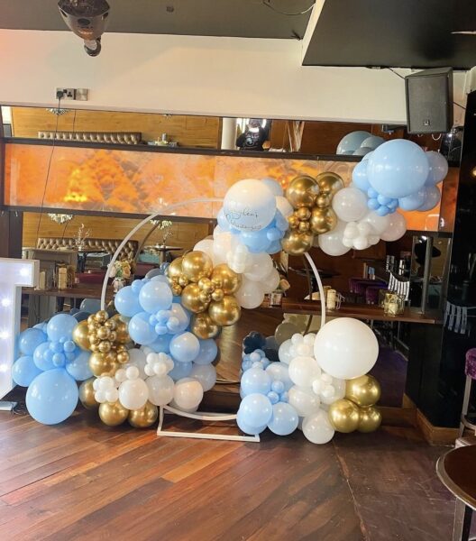 balloon arch for christening celebration